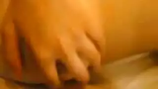 العاب حلمات ولعق اثداء اباحي