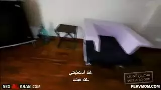 سر زوجة الأب القذر: خيال الجنس المزدوج