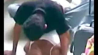 اصغر بنت في العالم تمارس الجنس