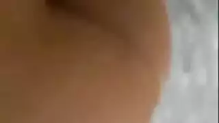 العاهرة سوسو تأخذه في المؤخرة من أجل الشباب
