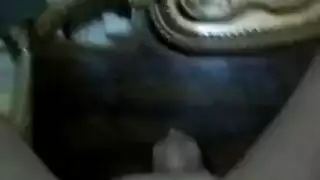 كس جائع يأخذ ضربًا نباتيًا ضخمًا