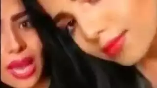 عاهرات عراقيات يتم إخضاعهن بحلق عميق وجنس خشن