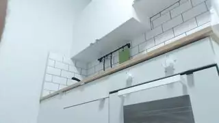 ضربة مطبخ إكس إكس إكس: فتاة جميلة تُدمر