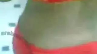 محجبة شرموطة تتناك من عشقها الإباحية