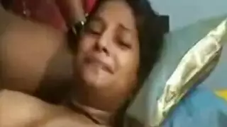 شابان ساخنان يملآن فرج حامل هندية