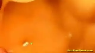 شريط سكس مراهقة: صديقة بريئة تُدمر بقضيب صديقها