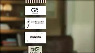 صديقة عارية تلعب بقضيب رجل ملتحي ثم تمتصه بشدة