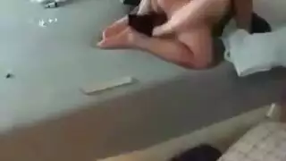 ماراثون جنس عنيف: عضو ضخم يمددها إلى الحد الأقصى
