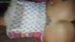 خيال الزوجة الساخنة: فرج ضيق ومؤخرة كبيرة لأجنبية تعبد القضيب الأسود