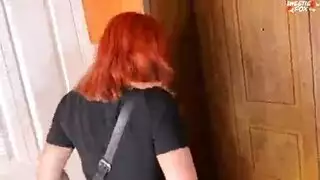 تتوق لقضيبه في كل ثقب، في كل مرة