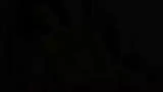 مرح بالثدي في المنزل: مص حتى النشوة