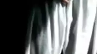 فتحة شرج متسربة تقطر منياً مقطع إكس إكس إكس مجاني