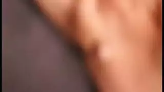 امرأة أكبر سناً تظهر إغواء إباحي كامل