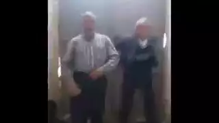 اتنين اولاد ينيكو انهم