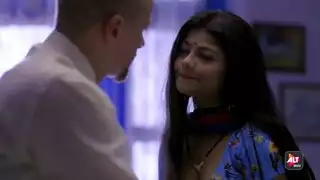 سايا سونغ تحصل على مؤخرتها ممطوطة بقضيب إباحي ضخم