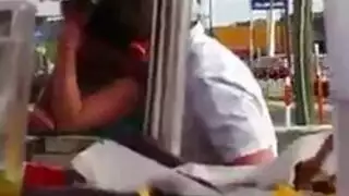 موعد عشاء إكس إكس إكس: تأخذ لحمه بعمق داخلها