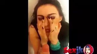 كريمة حلق عميقة: نهاية فموية أرمينية