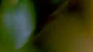فتيات فرنسيات منحنيات في مشاهد شرجية صريحة