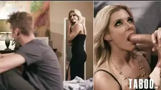 عاهرة شقراء تريد أن يُلعق مهبلها بقوة
