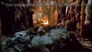 فرجها يصبح ساخناً ومثاراً قبل ركوب شرجي قاسٍ
