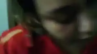 جنس في الشقة بدون واقي: قذف داخلي بعد نيك عنيف