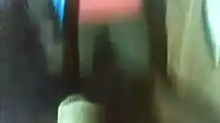 مترجمة عربية مطيعة تحصل على درس لغوي صريح