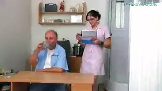 حفلة سحاق جامحة: سكس شاذ قوي بين البنات