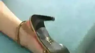 صور إباحية لفتيات مثيرة: مهبل مفتوح وثدي مرتجف