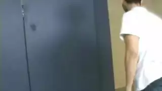 فن حقنة شرجية القبض