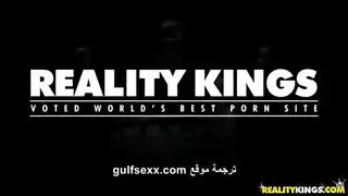 الزوجة تتناك من الزوج و الخادم نيك ثلاثي مترجم