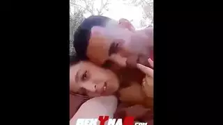 جماع عنيف جماعي مع فتاة عربية ساخنة وطرية