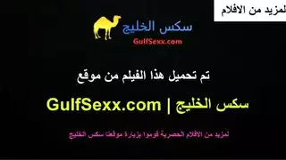 متعة محرمة بين الأشقاء: مراهق يستكشف جسد أخته