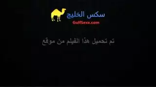خائنة تحب السائل المنوي تمارس الجنس مع شريك القواد