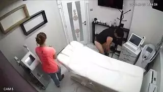 كاميرا المراقبة في صالون التجميل و ازالة شعر الكس