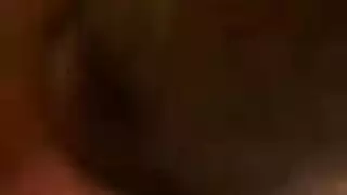 اخت تفرح اخوها الذي يريد مضاجعتها