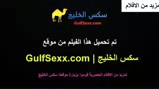 أخ الزوجة الماكر يضرب طيز الأخت المراهقة بقضيب صناعي ضخم