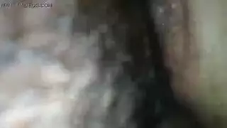 مشهد سحاقي إباحي: لعق كس مبلول مع تحفيز حلمات