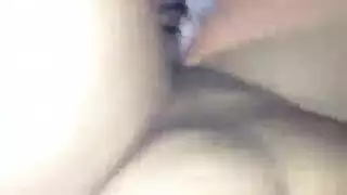 بكاء شديد أثناء جنس شرجي ومهبلي عنيف