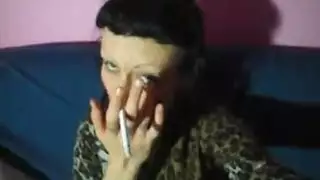 فتح كس و نزول دم بكرة الغشواة