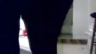 الثامنة: جوارب تلميذة وقحة تُحشى بقضيبين كبيرين