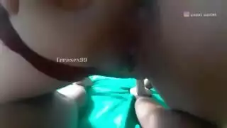 جميلة بمؤخرة كبيرة دائمًا مستعدة للجماع الجدير بالأفلام الإباحية