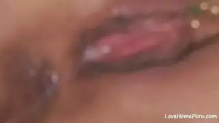 كل ذلك الإحباط يُفرغ في فتحتها المتلهفة