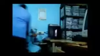 جنس فموي متطرف حلق عميق وابتلاع سائل منوي إباحي