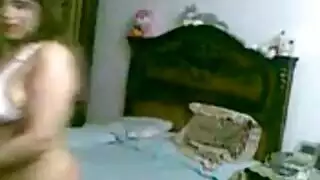 نساء هنديات ممتلئات في فيديوهات جماع جماعي مكثف