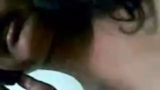 إثارة مزدوجة في مغامرة جنس هاتفي محفوفة بالمخاطر