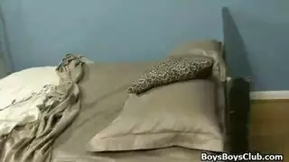 بي بي سي يأخذ كلا الثقوب في اختراق شرجي ومهبلي مزدوج قاسي