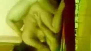 تدفع اله فلوس عشان يلحس كسها
