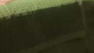 جنس قاس: قضاعة تدخل كسًا منقوعًا بعنف