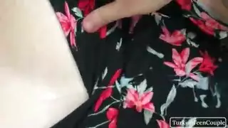 أثداء طبيعية ضخمة معروضة للعيان