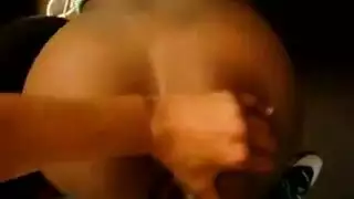 شباب شواذ في فيلم إباحي صريح